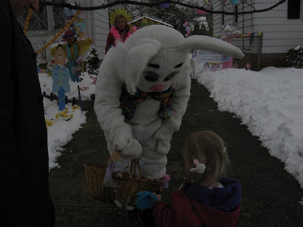 easterhome07 019.jpg